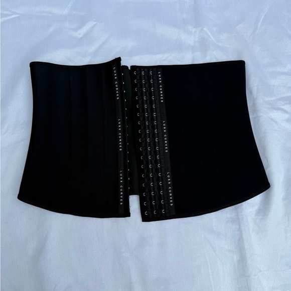 LUXX CURVES Black Waist Trainer Size 4XL - Picture 2 of 14